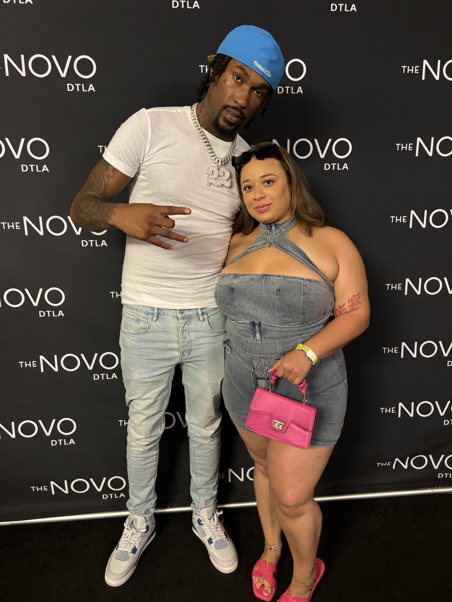 Shyshy509's tweet photo. Happy Birthday to Me. 💓🫶🏼 #hunxho #onenightonlytour https://t.co/p8zRDJr1YR