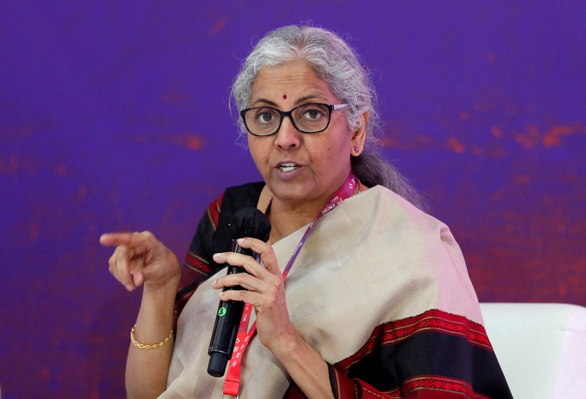 Dipankarroy2015's tweet photo. 🚨 Breaking News! 🚨
Nirmala Sitharaman will not continue as the Finance Minister of India. https://t.co/OHcN1e8uOO