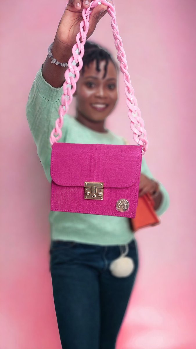 nvpfashionworld's tweet photo. Bag sweet like candy 💓💓

Price: NGN15,000 

Kelly | Yvonne Jegede | Steeze | Sango Ota | GTBank https://t.co/GRg3ZU143e