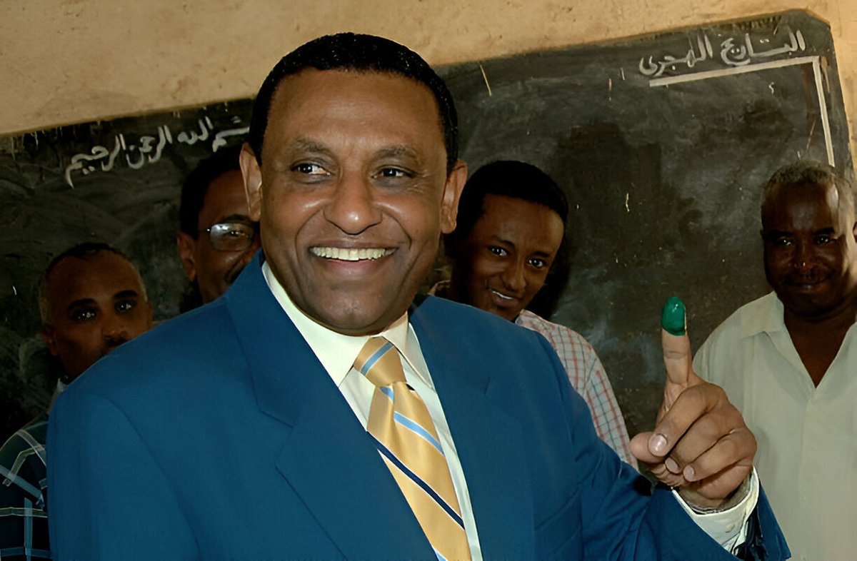 wasilalitaha's tweet photo. متابعات الكرامة علمت (الكرامة) ان راي قيادة الدولة استقر على اختيار الدكتور كامل ادريس المدير العام الاسبق للمنظمة العالمية للملكية الفكرية (الويبو) وأمين عام الاتحاد الدولي لحماية المصنفات النباتية ، وقالت مصادر واسعة الاطلاع للصحيفة ان الحكومة ستعلن تكليف دكتور كامل خلال الايام القادمة ليقوم باختيار واعلان حكومته فى اسرع وقت. وكانت لجنة كونها الفريق اول عبد الفتاح البرهان رئيس مجلس السيادة قائد الجيش لبحث الخيارات والترشيحات الخاصة باختيار رئيس الوزراء.