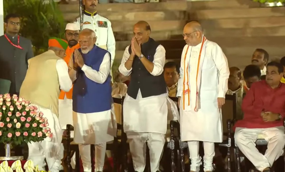 arjunrammeghwal's tweet photo. Thankful to Prime Minister Shri @narendramodi ji for reposing faith in me. Your leadership and continued support is a great source of inspiration. I assure you that I will put my best efforts to serve our people and country.

Jai Hind 🇮🇳 https://t.co/dT8HXl0UZt