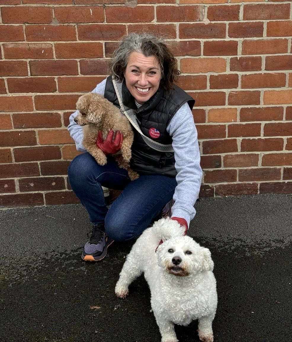 SarahChampionMP's tweet photo. I love being out on the doors asking for peoples support - not least as I meet amazing #DoorstepDogs. Rupert & Ruby were in Thorpe Hesley - and yes, theyโre Labour ๐ฅฐ https://t.co/OCx1j8iZwb