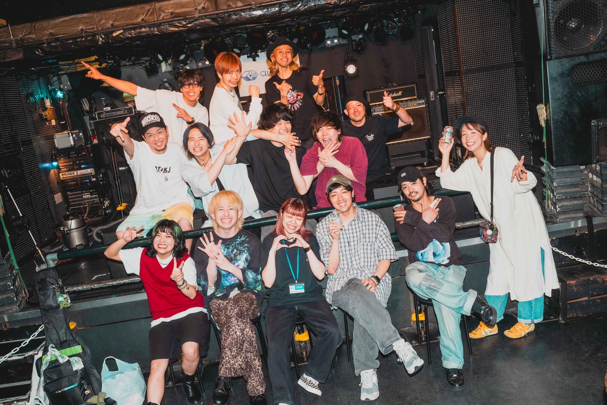 aoshun_exe's tweet photo. 渋谷クロールあざした！！！
めっちゃ飲んだな
あやみそアラサーおめ。 https://t.co/ZXIEoiaZTZ
