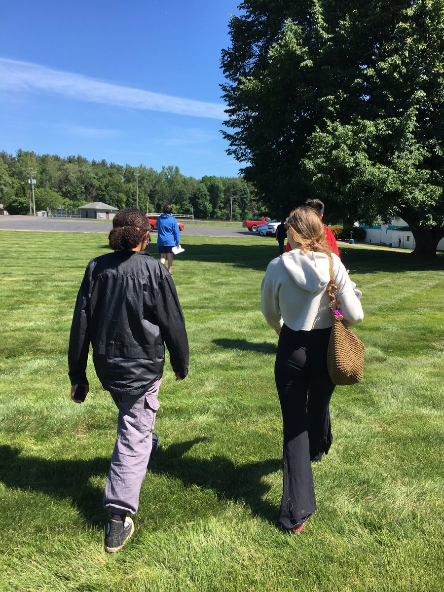 mrwinslowroom14's tweet photo. Lyons students participating in World Orienteering Week 2024. #worldorienteeringweek @LyonsSchools https://t.co/aQMabiAV5q