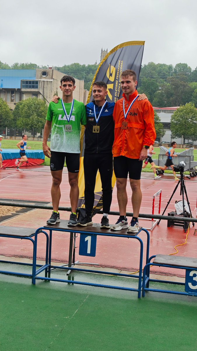 Muchas felicidades a nuestro atleta <a href="/AdrianPajares1/">Adrian Pajares</a>: Campeón de Gipuzkoa de 1.500 absoluto. Zorionak!!!!
