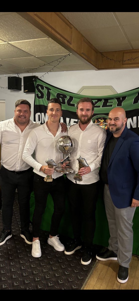⁦<a href="/Ssemmo/">Shaun Semmens</a>⁩ joint managers player super proud