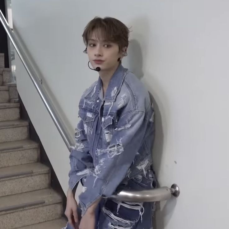 kyeoshuv's tweet photo. happy birthday to the most genuine person ever, my wen junpi ! pls remember that u are very much loved and appreciated. thank you for existing and for being you. i love uuuuu sm my litol meow #junpi ! ๐ฐ https://t.co/9mMFQnN4kF