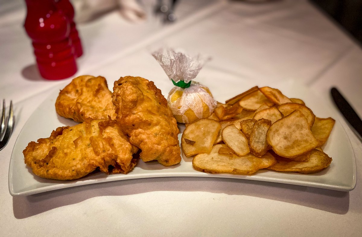 BrothersLandini's tweet image. Did you know you can get our Fish &amp;amp; House Made Chips off of our ~Hidden Menu~? Ask your server about it today! 😉
#hiddenmenu #supportlocalbusiness #foodandwine #virginiafoodies #visitalx #zagat #saveur #huffposttaste #italiancuisine #onlineordering #dmvfoodie