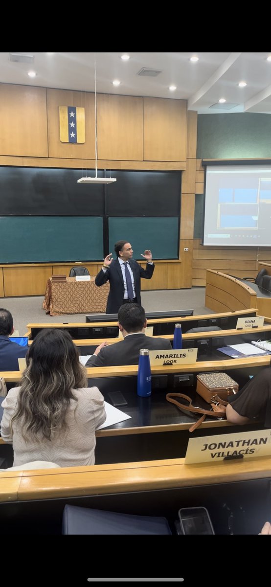 roberto estrada tweet media