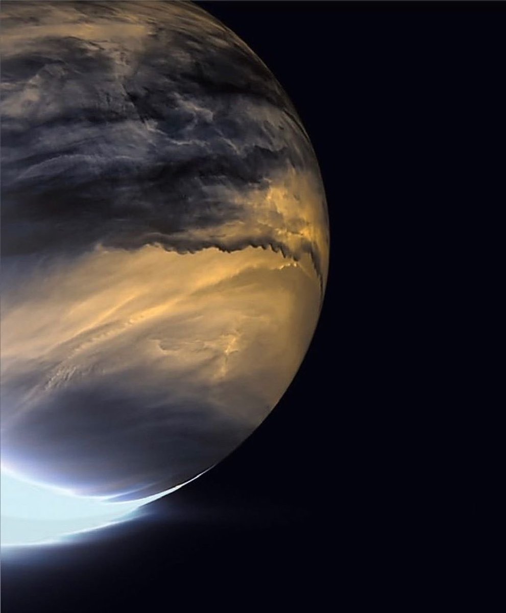 latestinspace's tweet photo. Insane infrared shot of the night side of Venus 😲

Hot, mid-altitude clouds show up bright, while higher clouds that block the heat appear dark https://t.co/7BvYVz0fEz