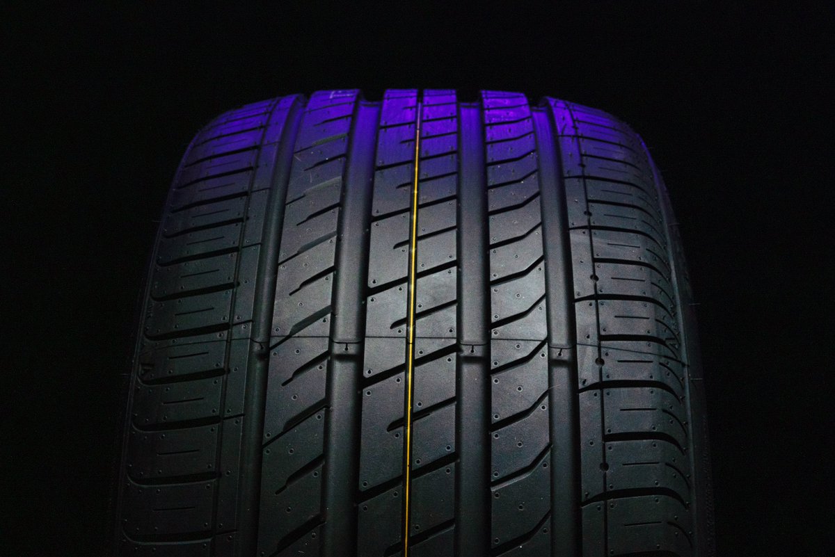NexenTireUSA's tweet photo. The N'Fera SU1 not only looks great from every angle, it's the perfect tire to carry you through all your summer adventures. 😎
#WeGotYou #NexenTireUSA #Nexen #NexenTire #NexenRacing #SummerTire #UHPTire #DailyDriver #Nfera #SU1 https://t.co/wc6MvPKvSC https://t.co/2Ok1Ct0Mcx