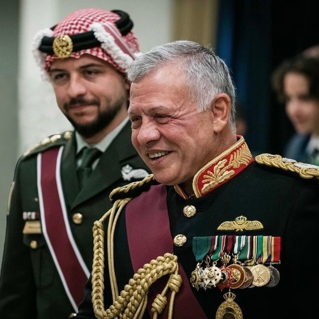 ٢٥ عام من الفخر
نجدد البيعة والولاء لقائد البلاد عبدالله الثاني بن الحسين حفظه الله ورعاه❤️