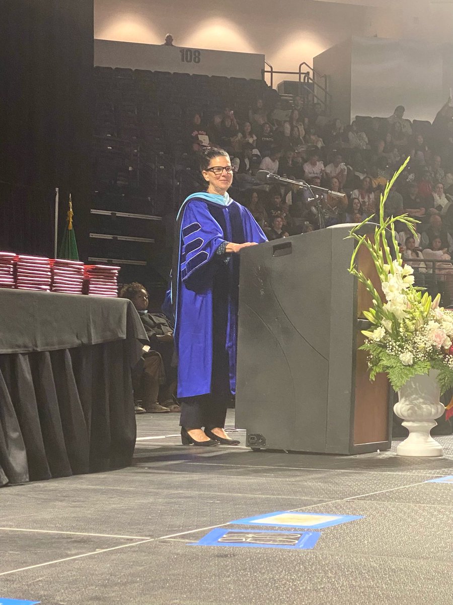 FWPS210's tweet photo. Congratulations, TJHS graduates! Off to new adventures and bright
futures. 🌟@TJHSRaiders #Classof2024 #RaiderGrad https://t.co/bDYPr7nYQ5