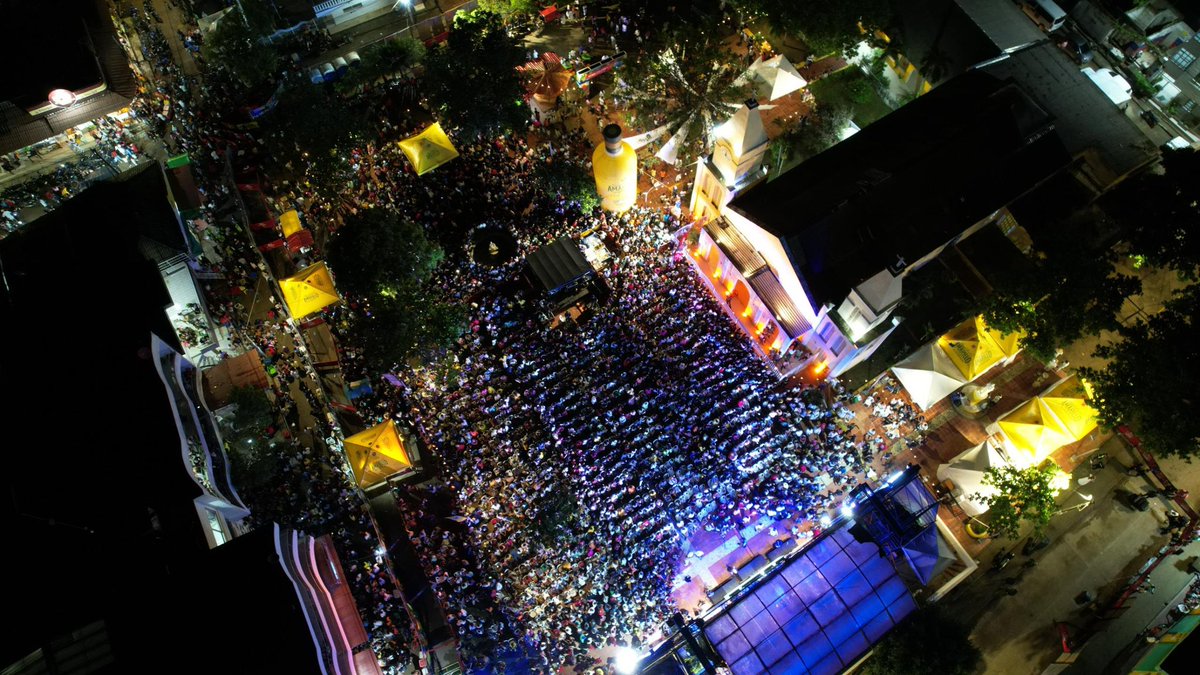 YamilHAranaP's tweet photo. ¡Feliz por todo lo vivido con #FestiMaría2024!

El cariño de la gente, su comportamiento durante las fiestas, compartir con ellos, poner a Marialabaja en los ojos del mundo, mostrar la riqueza de su territorio pero también sus retos ha sido una experiencia maravillosa https://t.co/801lyysKHa