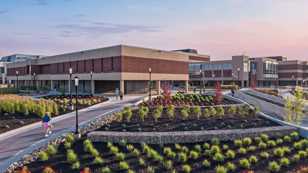 ckp_images's tweet photo. Cleveland, Ohio: your architecture is inspiring! Our recent projects: Gateway District, Hough Library, &amp; more. Connect with us for your next project! 

https://t.co/V7qioLCCHt

#clevelandarchitecture #architecturalphotography #clevelandphotographer https://t.co/QC74j5Shhk