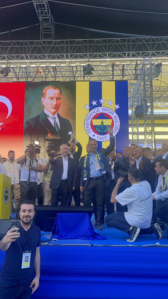 12numaraorg's tweet photo. GURUR DOLU BİR GÜN! 🔥

KAZANAN FENERBAHÇE OLDU! 🟡🔵🙌 https://t.co/RlfzeRMt47