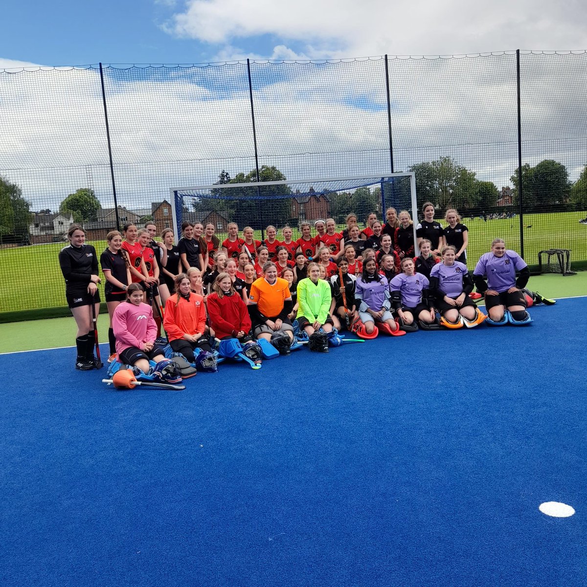 Thank you <a href="/SWYHA1/">SWYHA</a> for some great hockey today. Great to play the boys and girls. Good luck in Nottingham!