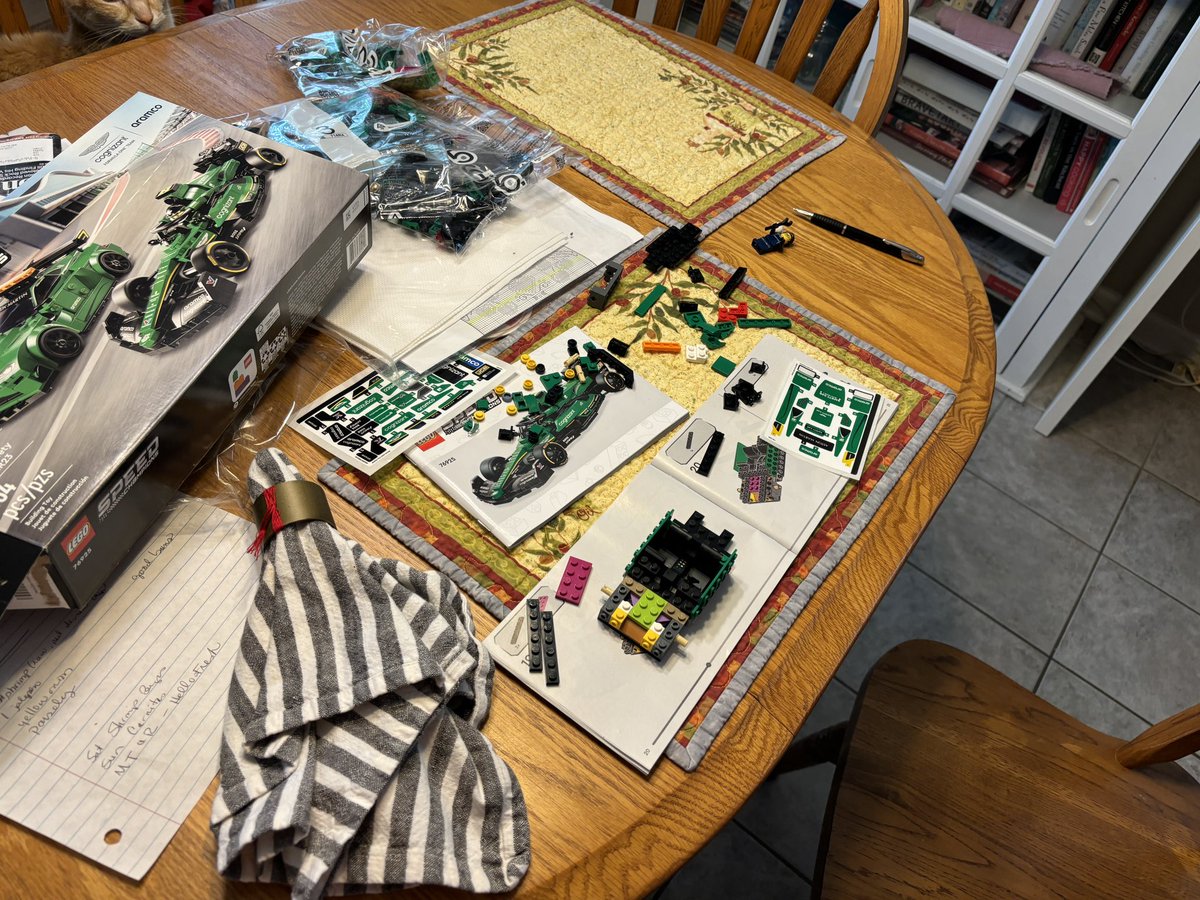 Even STEM teachers need a little project on summer break. @lego <a href="/LEGO_Education/">LEGO Education</a>