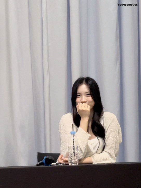 sullinfeed's tweet photo. my girlfriend

#S22 #설린 #Sullin #tripleS #트리플에스 #トリプルS https://t.co/4B5139hTTU