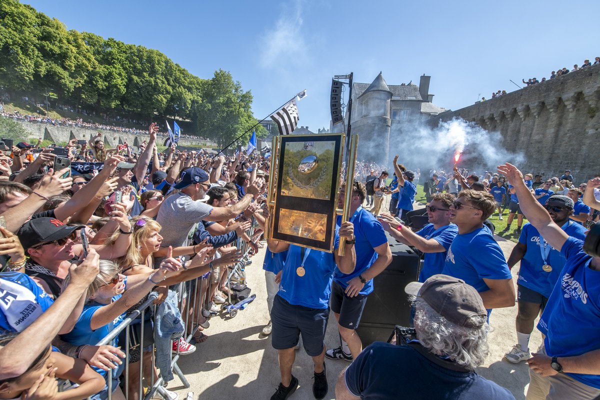 Mairie de Vannes tweet media