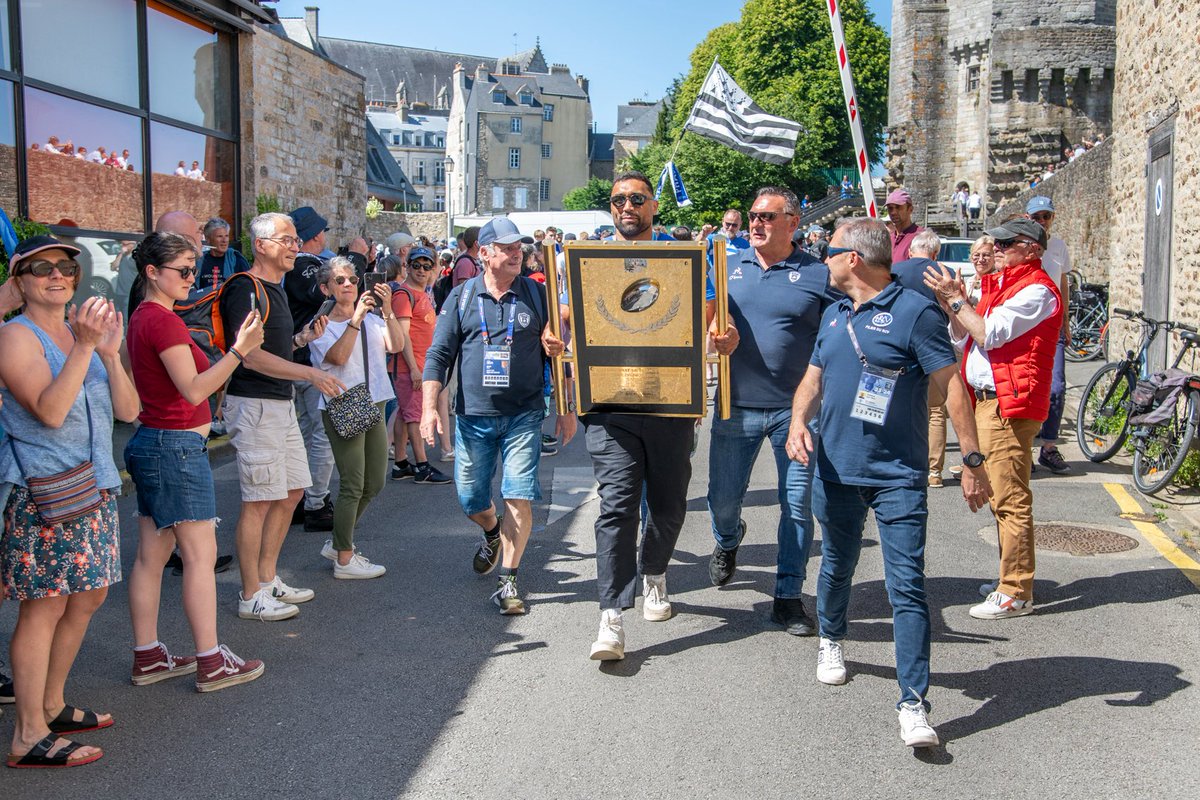 Mairie de Vannes tweet media