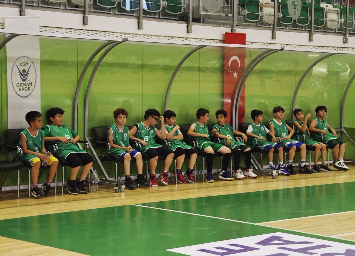 OGM_Ormanspor's tweet photo. 📷 | Seçmelerimizin ikinci gününde katılım gösteren tüm sporcularımıza ve değerli ailelerine teşekkür ederiz.💚🤍@ogmormansporaltyapi #ogmormanspor #altyapiakademi https://t.co/xNnMHSSF0T