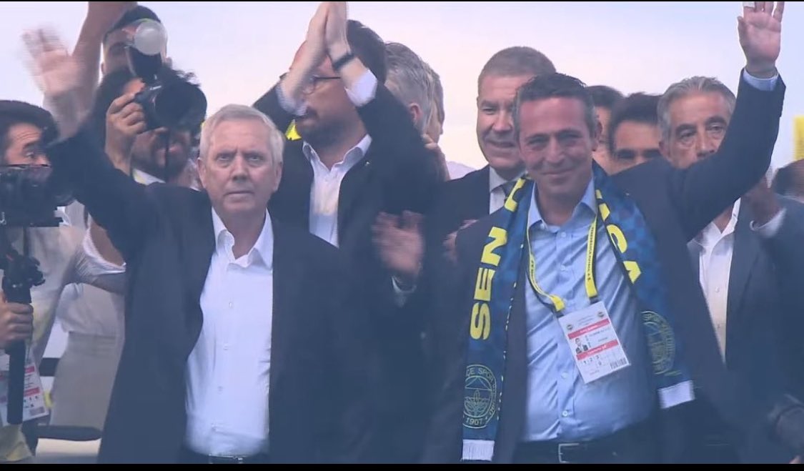 5613Enes's tweet photo. Haydi hayırlısı #FENERBAHCE #AliKoç #AzizYıldırım #Fenerbahcehalkıntakımıdır https://t.co/QaR8PGu3FN