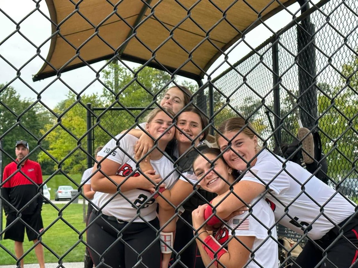 MaraMeverd30's tweet photo. So pumped to get back on the field next weekend in the Battle of the Borders tournament with my Firepro 16u National Nelson team. We play on Friday 6/14 at 8am and 11am on field 2 and Saturday 6/15 at 11am on field 1 at Salem Grade School. https://t.co/EJ6I80LYXH