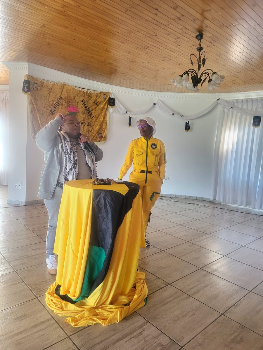 Eunice_Mgcina's tweet photo. Today myself and ANC Greater JHB Regional Chairperson Cde @CdeDada and Zonal Secretary Pankie Mathenjwa visited the Kabwe Branch in Zone 3, for the ANC Thank you Celebrations. 
#MyANC
#ANCLeadsANCLives
#IVotedANC
#ANCjoburg https://t.co/MkomQf18wJ