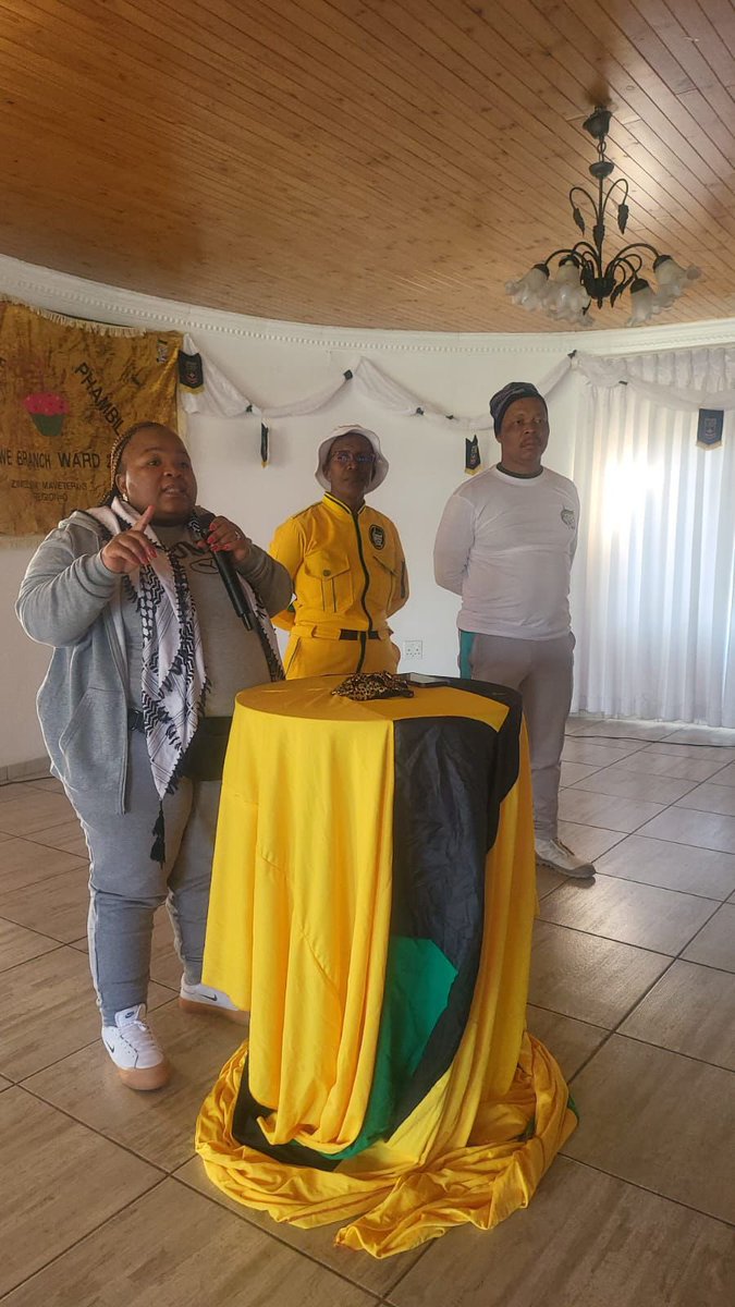 Eunice_Mgcina's tweet photo. Today myself and ANC Greater JHB Regional Chairperson Cde @CdeDada and Zonal Secretary Pankie Mathenjwa visited the Kabwe Branch in Zone 3, for the ANC Thank you Celebrations. 
#MyANC
#ANCLeadsANCLives
#IVotedANC
#ANCjoburg https://t.co/MkomQf18wJ