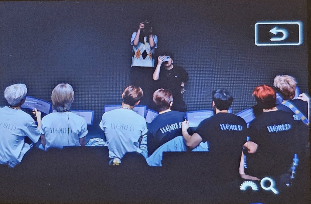 240609 TAN FANCON
이 모습을 다시 볼 수 있는 날이 오길...
고맙구 사랑한다 😌❤️
#서성혁 #성혁 #TAN #티에이엔