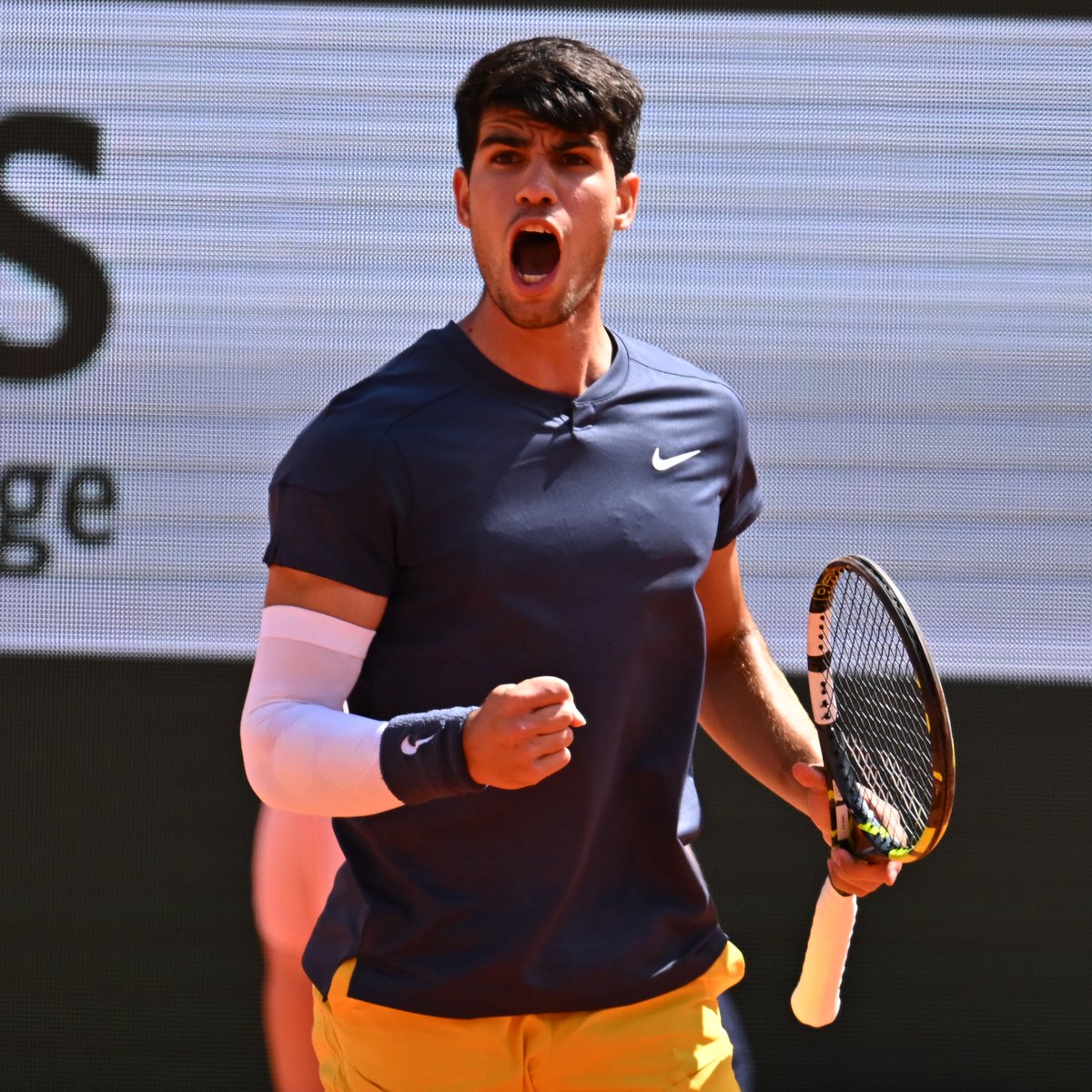 rolandgarros's tweet photo. Giving it ALL

#RolandGarros https://t.co/YptetCnElc