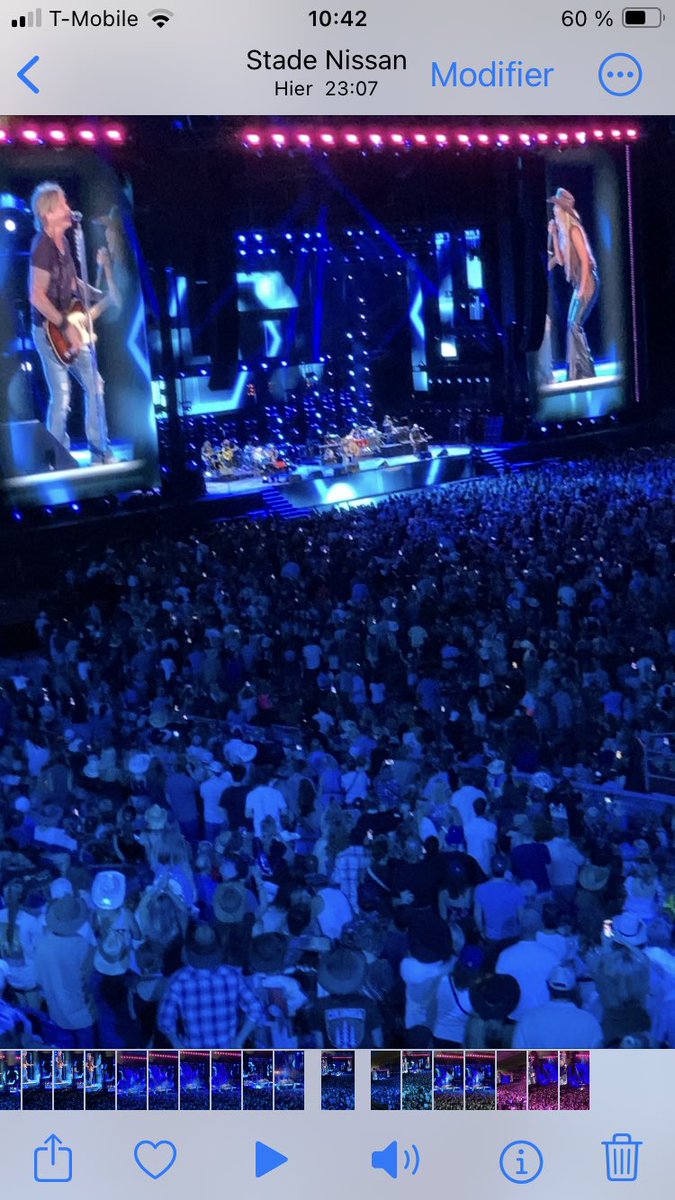 GeorgesLangRTL's tweet photo. Hier samedi c’était le Day 3 du 51ème #CMAFest à Nashville. Sur la scène du Nissan Stadium: #TerryClark #TheWarAndTreaty #OldDominion #LaineyWilson #KeithUrban (qui invita Lainey à chanter un titre en duo avec lui) et #JellyRoll. Photo : Keith & Lainey dans un stadium bondé ! https://t.co/iB3dRjiixI