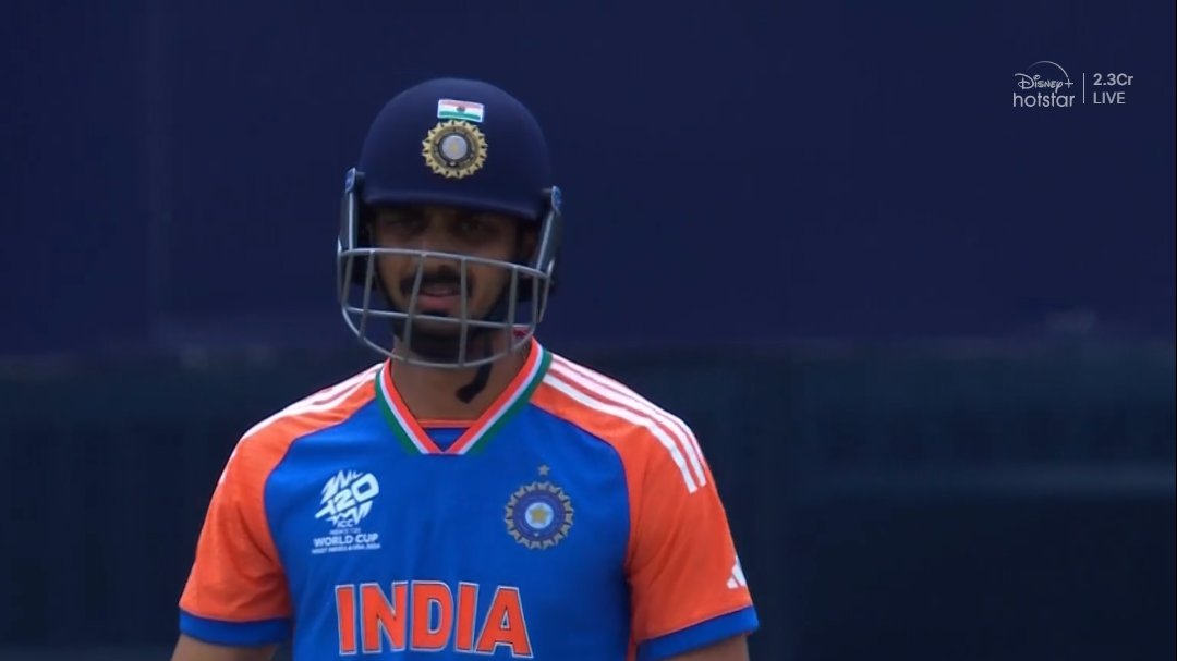 mufaddal_vohra's tweet photo. Axar Patel dismissed for 20 in 18 balls. https://t.co/DoXEBUZieS