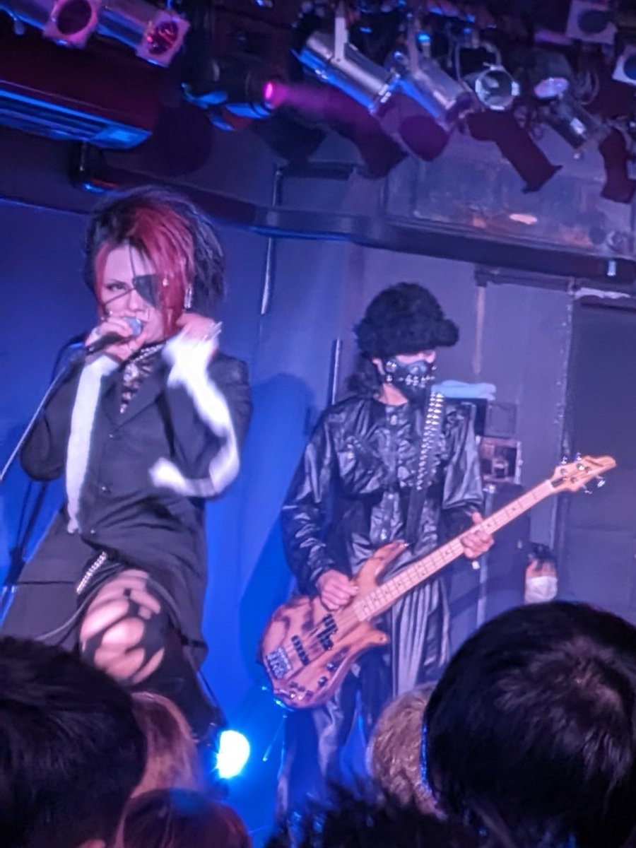 because_0403's tweet photo. Gilles de Rais
盛り上がったなー
カッコよかったなー
余韻、余韻 https://t.co/HelIQJgl6Y