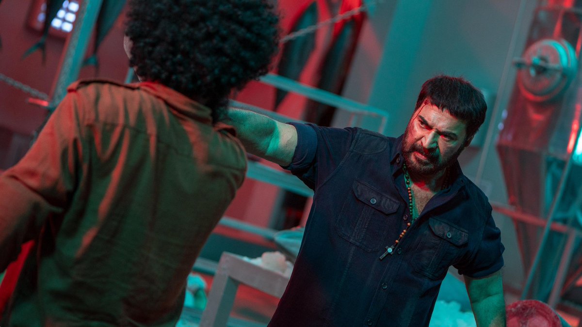 MKampanyOffl's tweet photo. This Climax Fight from #Turbo Have a Separate Fan Base 💥🔥👊

#Turbo Running Successfully

#Mammootty #MammoottyKampany #TurboMovie @mammukka https://t.co/iFjrJhhZF4