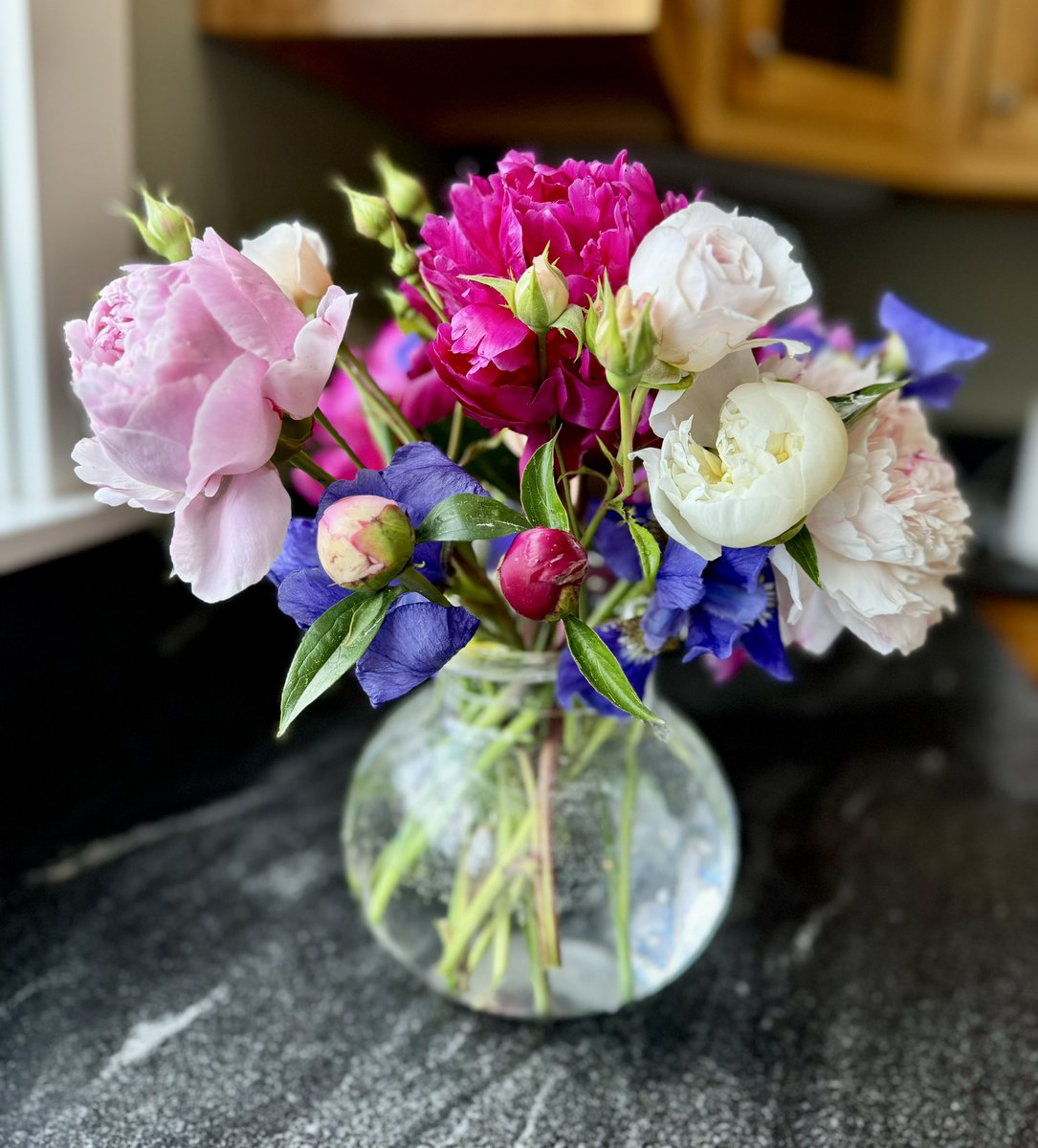 Sarah McCraw Crow tweet media