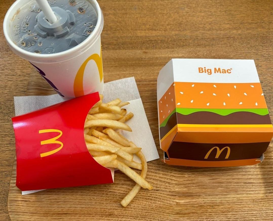 _Anton_Docenko_'s tweet photo. I'm joining my @Memeland fam to celebrate 6/9 the #MemeDay at @McDonalds!
Django
I’m Lovin’ MEME! ❤️‍🔥 https://t.co/eJKUOUr8h6