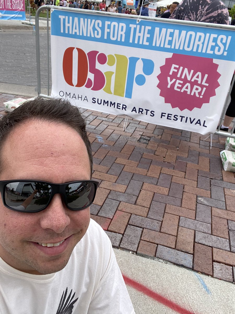 JesseMooreOmaha's tweet image. Art is the most important thing. 👩‍🎤. All of us have something about us that is “a craft.” Art is people! Support art! Support local art! Make art. Love art! ❤️. Thank you @OmahaSummerArts! I’m sad to hear about your ending.. Thks fr th Mmrs! I will miss you. 😢. #localart #OSAF