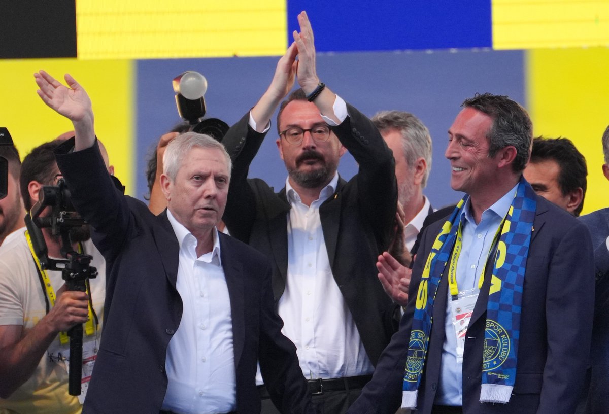 SportsDigitale's tweet photo. Aziz Yıldırım &amp; Ali Koç. https://t.co/w5xmKrDEB1