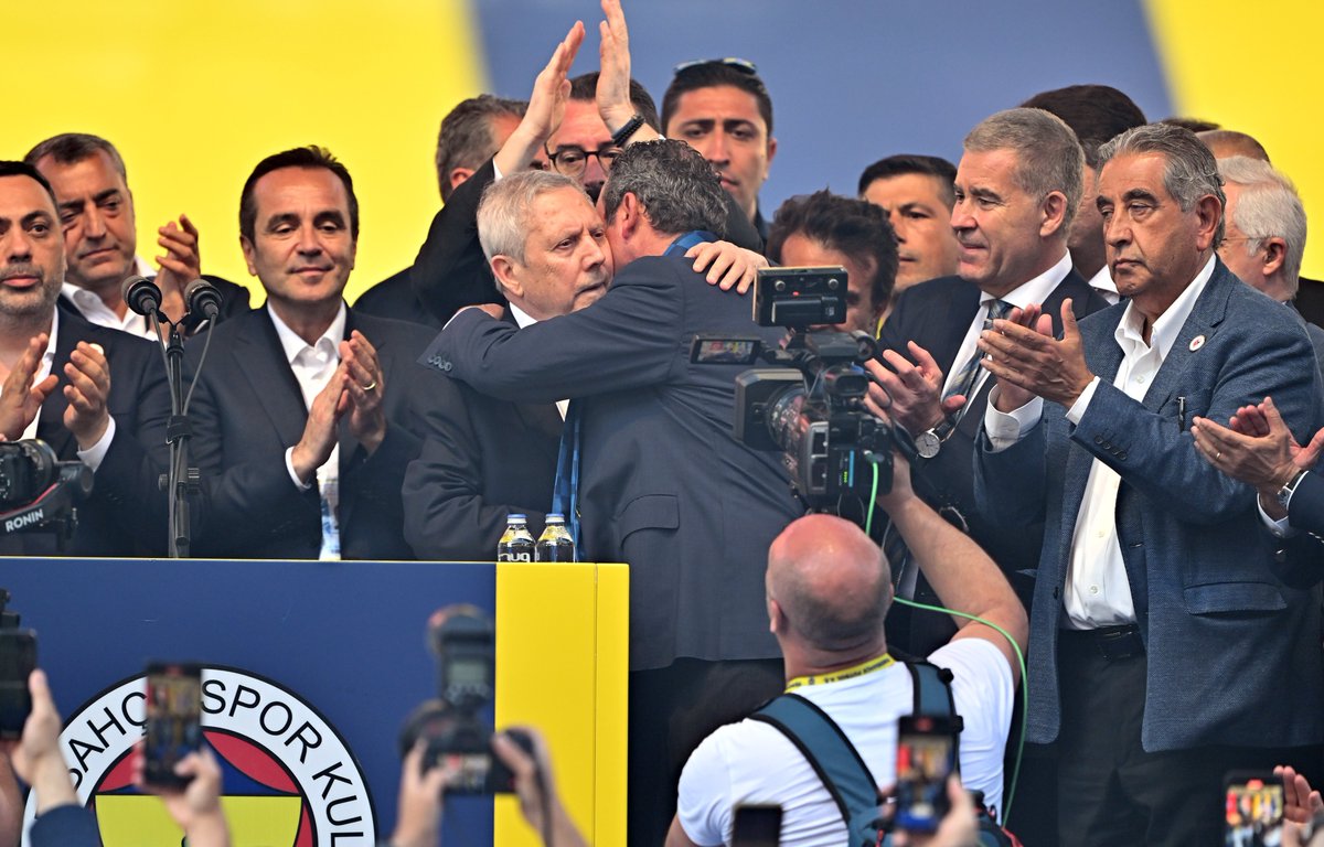 SportsDigitale's tweet photo. Aziz Yıldırım &amp; Ali Koç. https://t.co/w5xmKrDEB1