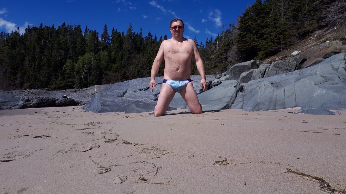 Raymond45158451's tweet photo. #aussiebum #aussiebumtribe summer beachin https://t.co/GGHRt69sa4