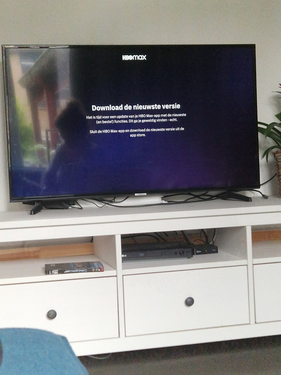 LHdeB's tweet photo. @KPNwebcare hoi! Hoe los ik op jullie hippe Android tv ding dot op? https://t.co/D7AO0DuT3X