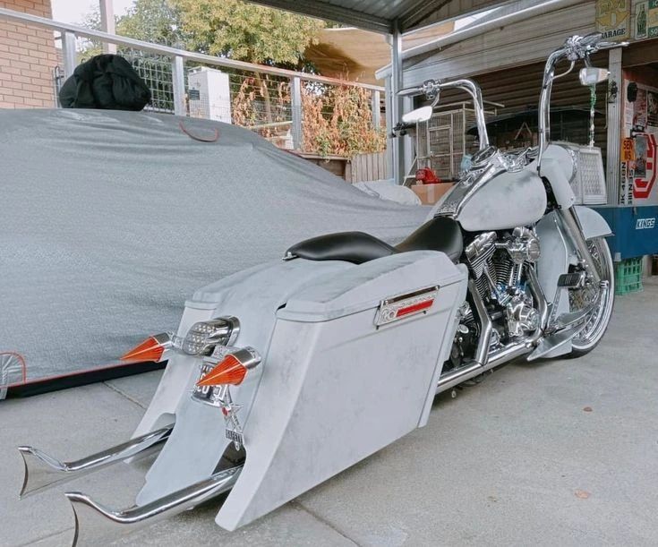 CuztomKraft's tweet photo. Love the look of our Amber Big Burners on the back of this ride
Shop the look here https://t.co/uhRcSwIwc0
#vtwinengine #harleydavidsonmotorcycles #harleydavidsonfatboy #viclas https://t.co/Jw9a7hkzSU