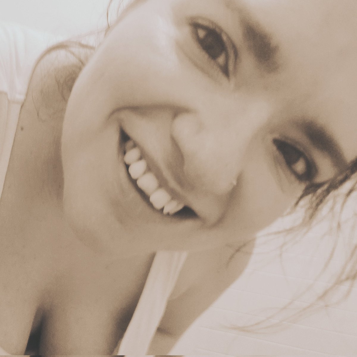 Llunatica_'s tweet photo. #FotoPerfilNova https://t.co/1mpIerApKt