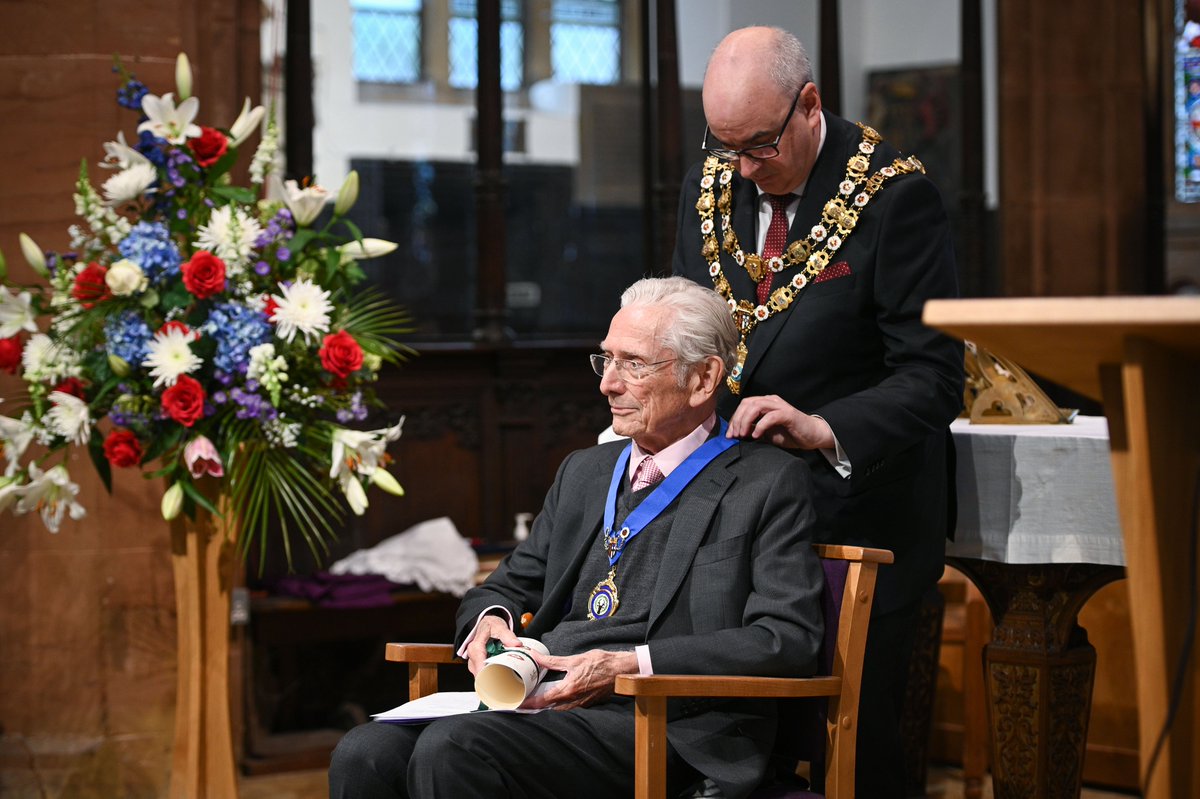 Royal SutCol TC tweet media