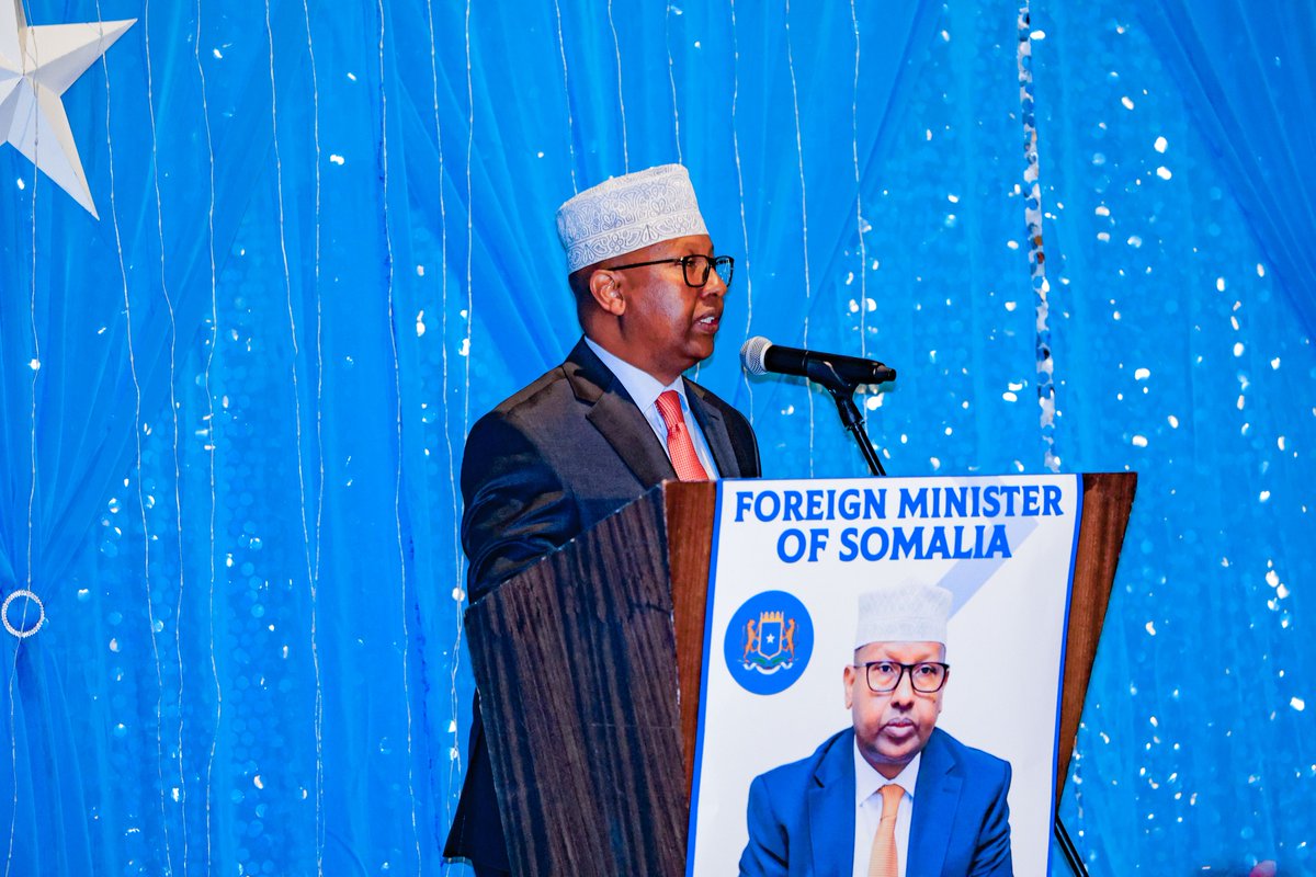 farahblue's tweet photo. #Minnesota's Somali community, led by Congresswoman @IlhanMN warmly welcomed #Somalia's Minister of Foreign Affairs, @AhmedMoFiqi. last night. During his visit, the Minister highlighted Somalia's progress in diplomacy, security, and the economy over the past two years, including its significant victory in securing a seat on the UN Security Council.

He also encouraged the community to unite, cooperate, preserve their Somali heritage, and strive for greater representation by electing more Somali-American officials.