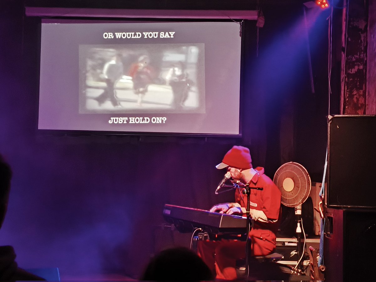 TheLastGhost3's tweet photo. Simple Kid was different class last night at @stereoglasgow
#simplekid
@simplekidstuff
If you haven't already, it's worth resisting his excellent back catalogue. https://t.co/xibG3yqppr