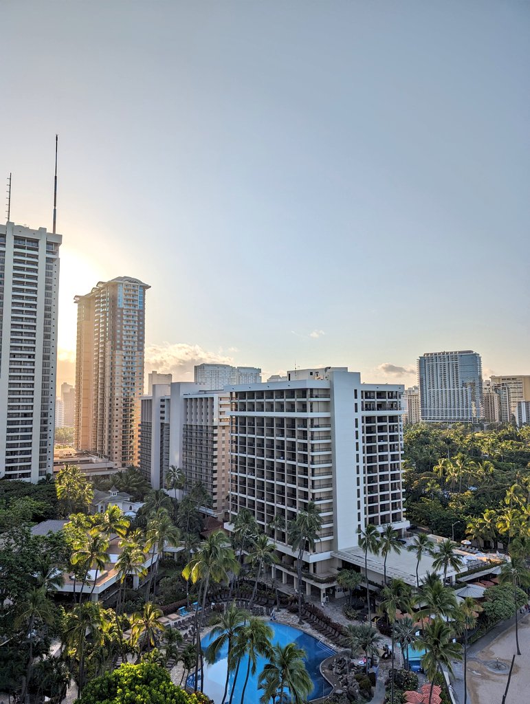 Leaving the city today, too many ppl for my liking.
#Waikiki