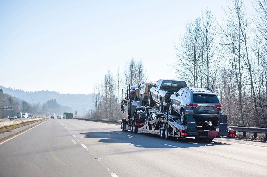SafeCarHauling's tweet photo. Car transport safety standards are crucial for ensuring the well-being of drivers, passengers, and pedestrians on the road. These standards encompass various aspects such as vehicle maintenance, driver training, and adherence to traffic regulations. https://t.co/Uhxs2pfYOe